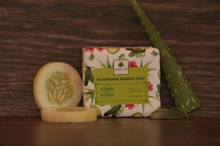 Cucumber & Aloe Vera Moisturizing Herbal Soap