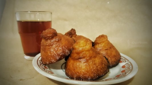 Real Food Sri Lankan Sweet Konda Kawum