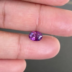 Natural Pink Sapphire | Purplish pink sapphire | Oval cut sapphire