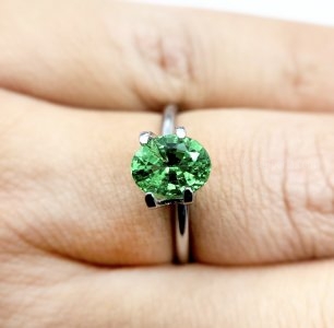 Vivid Green Natural Tsavorire 1.34 crt
