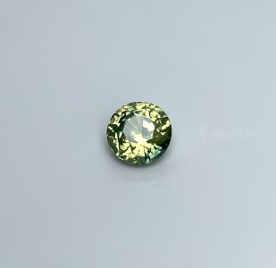 1.67 carat Party Sapphire