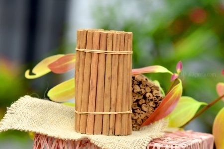 Cinnamon Sticks / Spices
